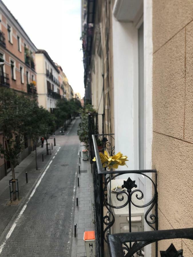 Amazing And New Apartment Five Minutes From Gran Via Madrid Exterior foto
